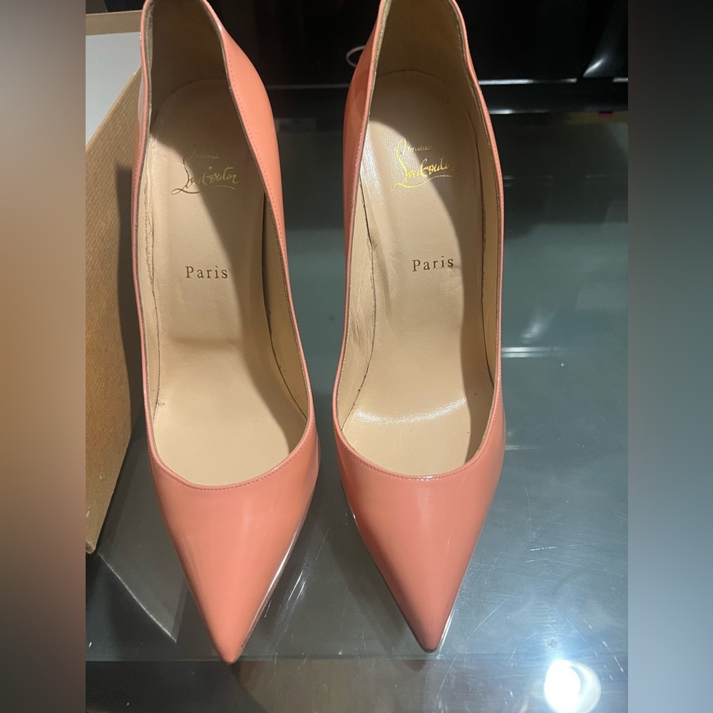 Pink red bottoms 🔥 So Kate